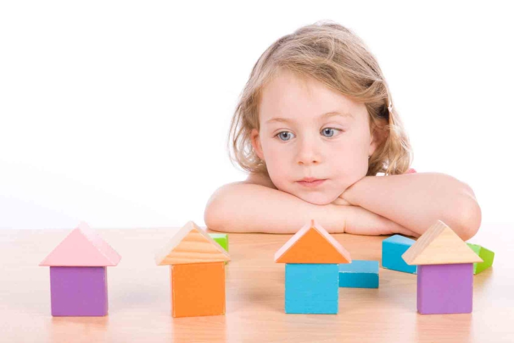 چرا برخی افراد اوتیسم دارند؟